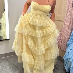 11/12 TLC Say yes to the Prom Dress